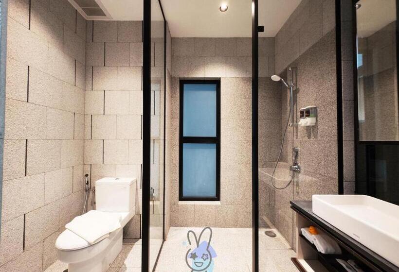 Scarletz Suites Klcc By M Suites