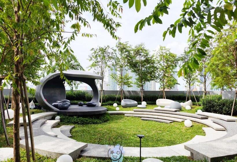 Scarletz Suites Klcc By M Suites