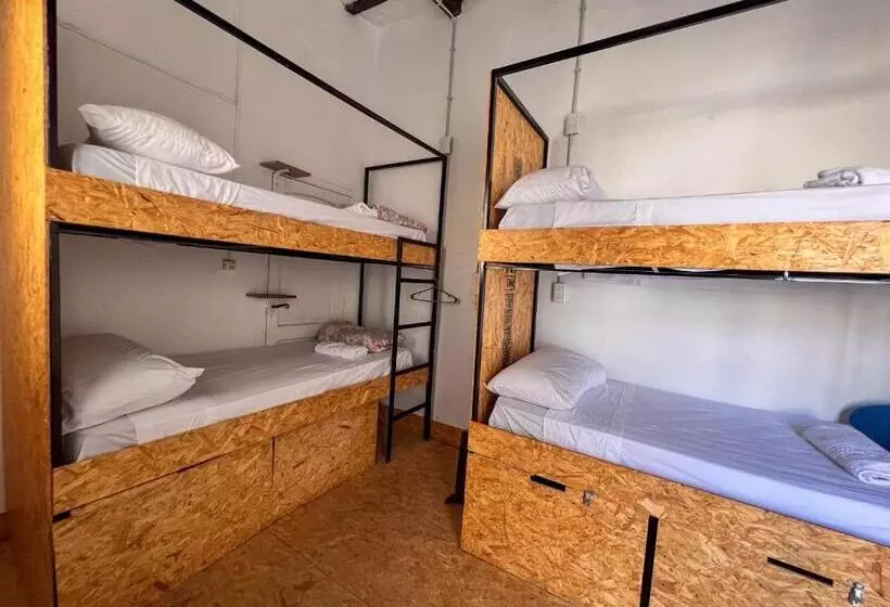 هاستل Casa Montaña