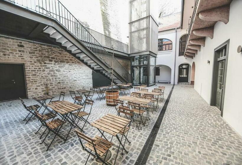 فندق صغير Ruttner Ház