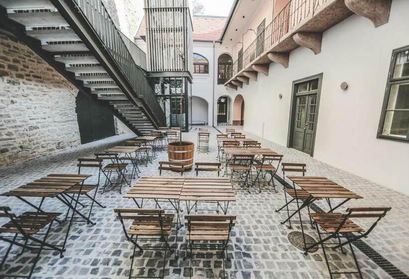 فندق صغير Ruttner Ház