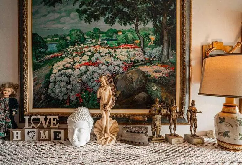 ベッドアンドブレックファースト Dama Del Lago