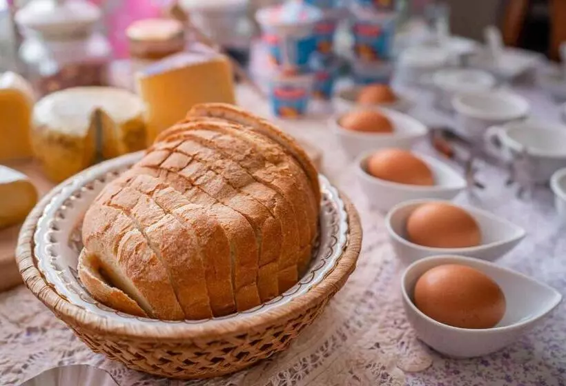 ベッドアンドブレックファースト Dama Del Lago