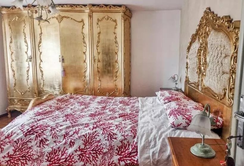 ベッドアンドブレックファースト Dama Del Lago