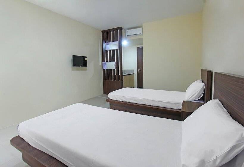 호텔 Oyo 92237 Dj Home