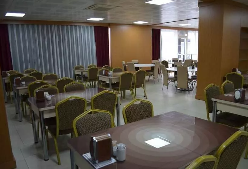 Hotelli Quars Garden