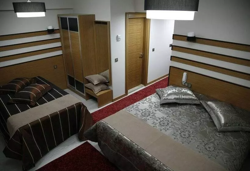 Hotelli Quars Garden