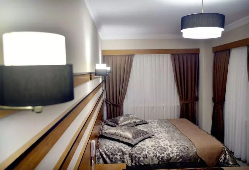 Hotelli Quars Garden