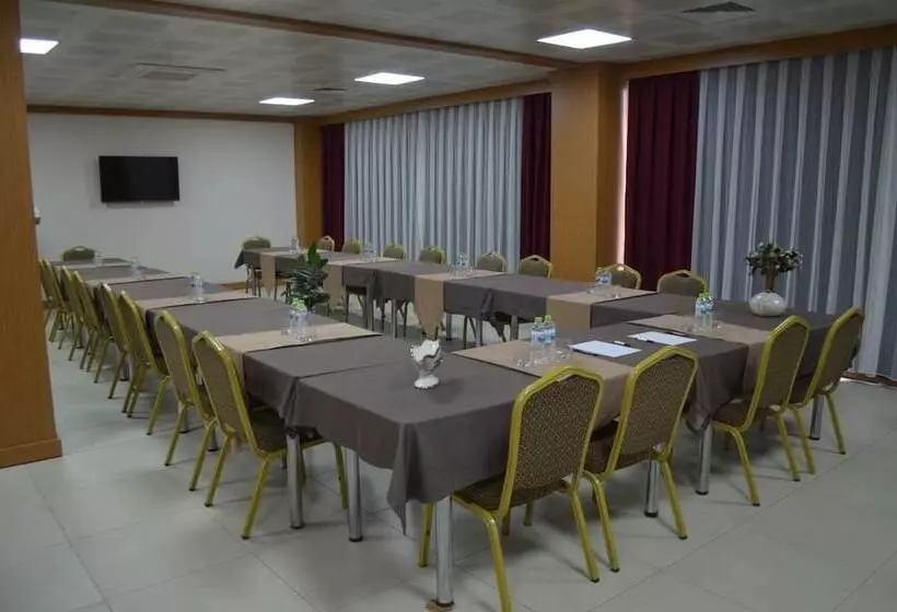 Hotelli Quars Garden