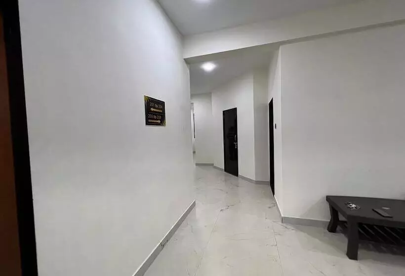 Hotelli Coastal Bay Beach Resort