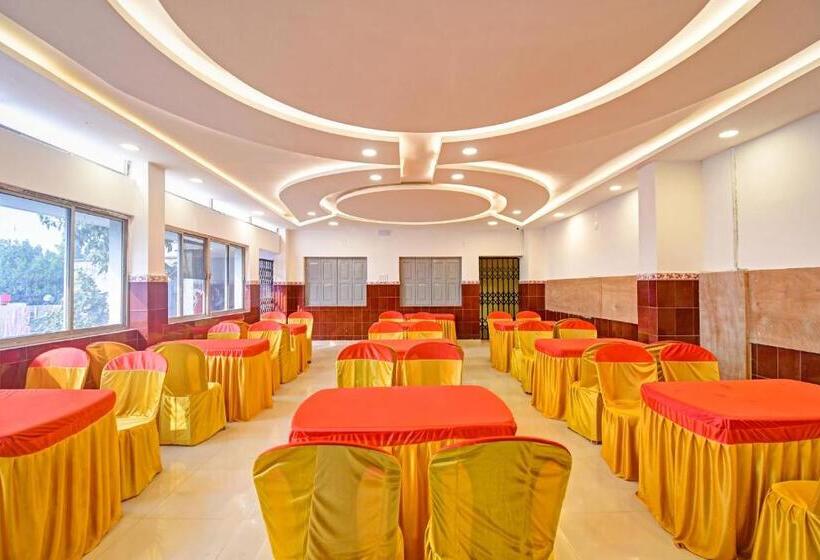 酒店 Collection O Nilanjana