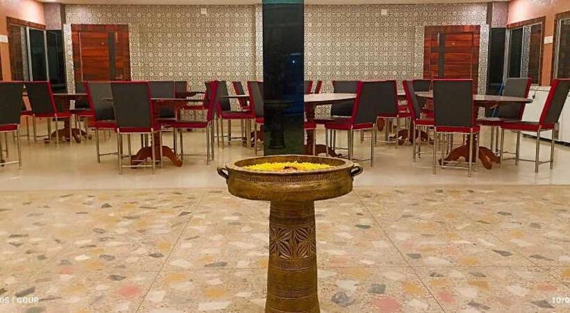 酒店 Collection O Nilanjana