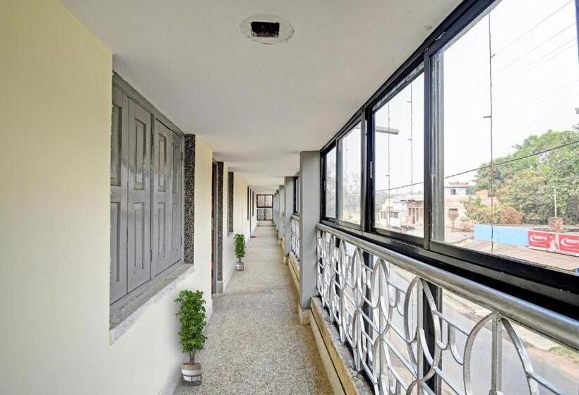 酒店 Collection O Nilanjana