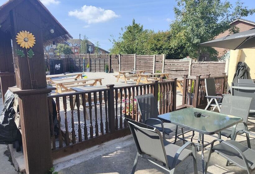 هتل The Oddfellows Arms