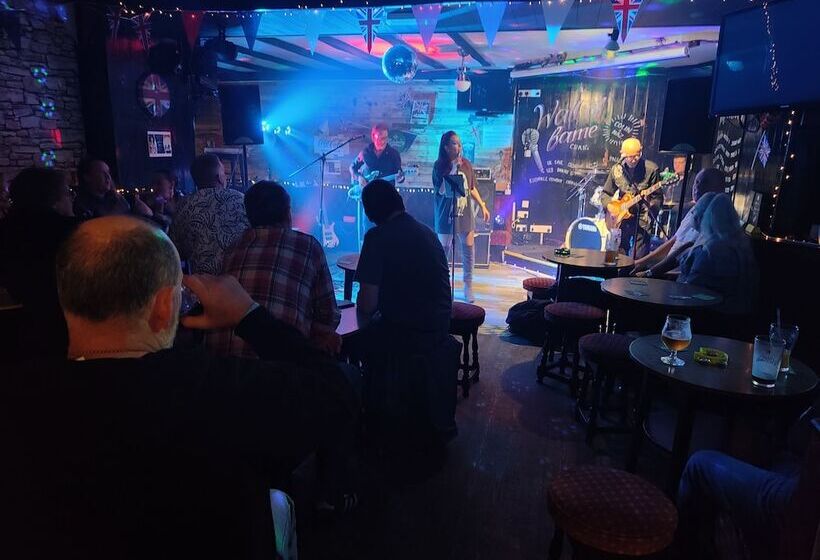 هتل The Oddfellows Arms