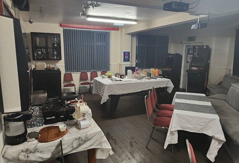 هتل The Oddfellows Arms