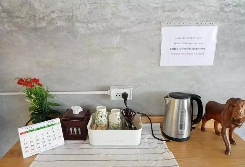 ユースホステル ไลอ้อน โฮเทล