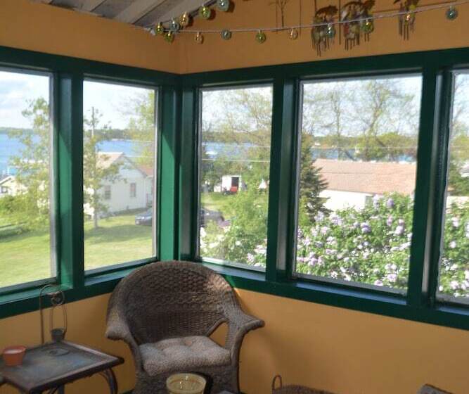 민박 Chateau Country Inn