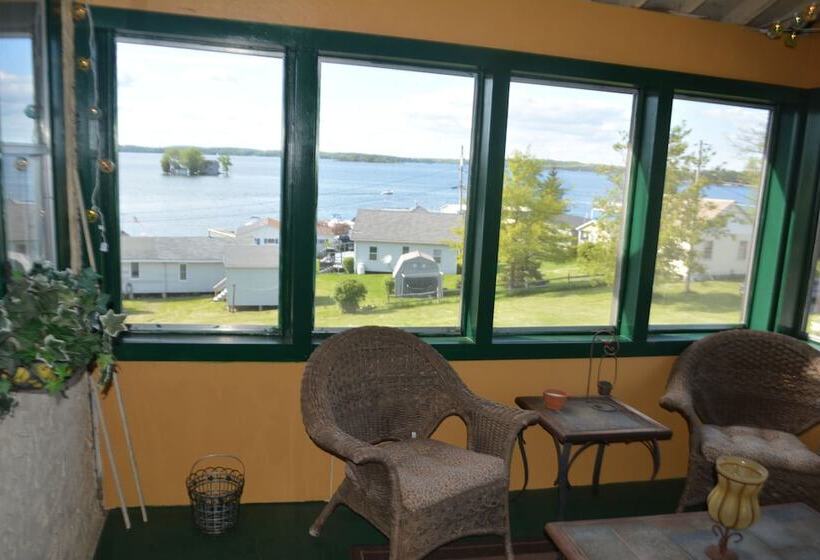 민박 Chateau Country Inn