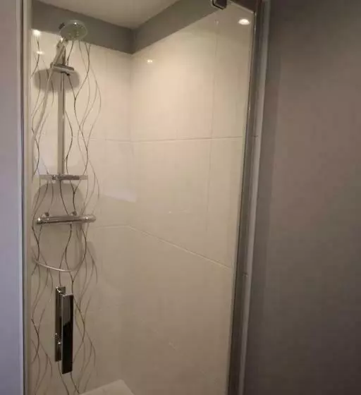 ベッドアンドブレックファースト Les Chambres Du Jardin D Helene