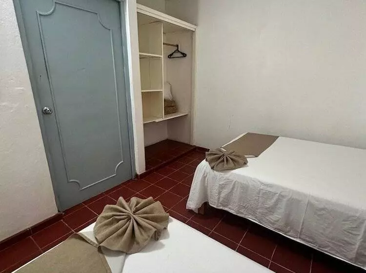 Creta Hotel & Suites