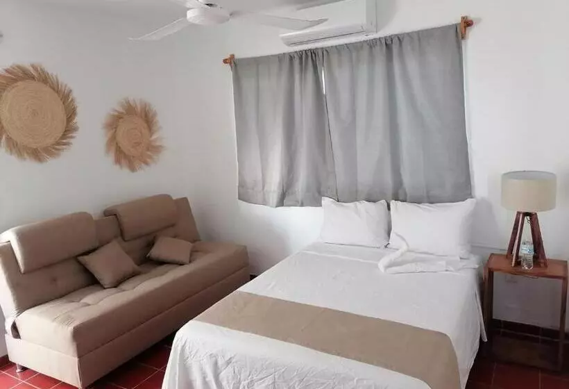 Creta Hotel & Suites