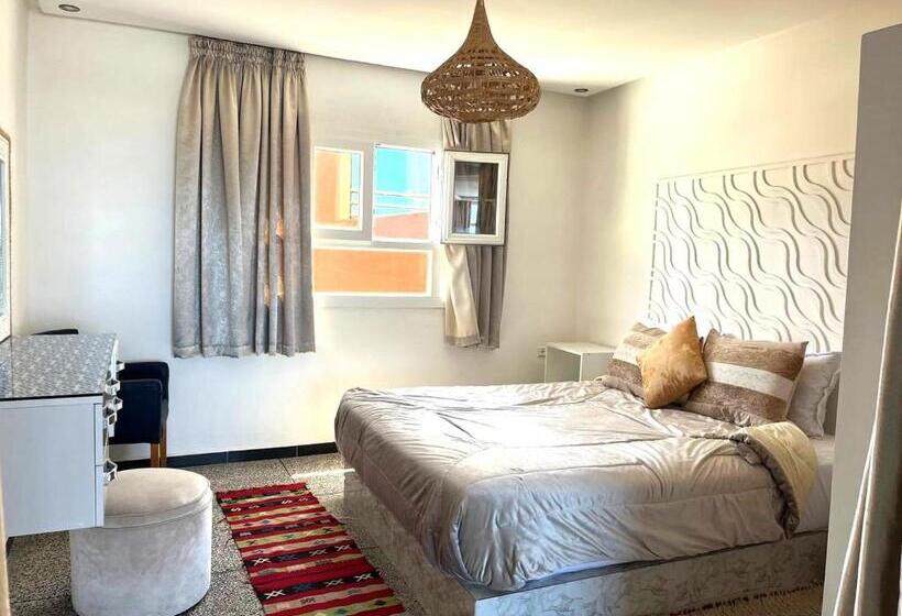 فندق Big Blue Guest House