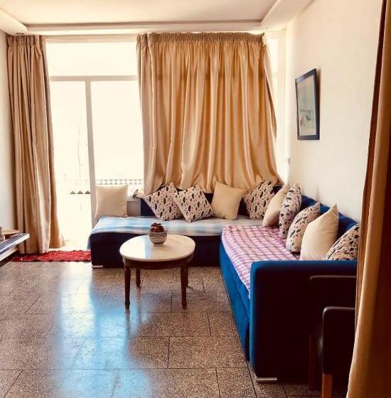 فندق Big Blue Guest House