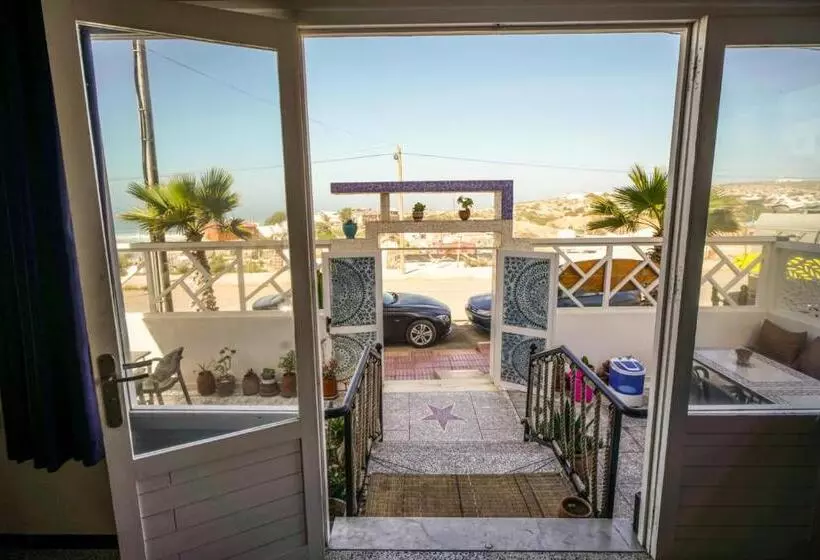 Hotelli Big Blue Guest House