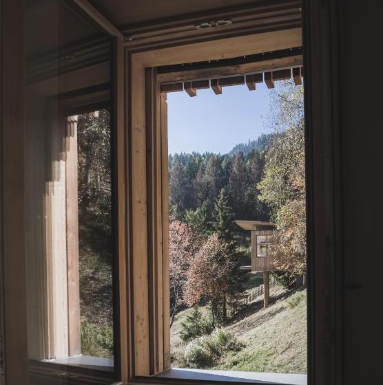 Отель Einäugl Briol