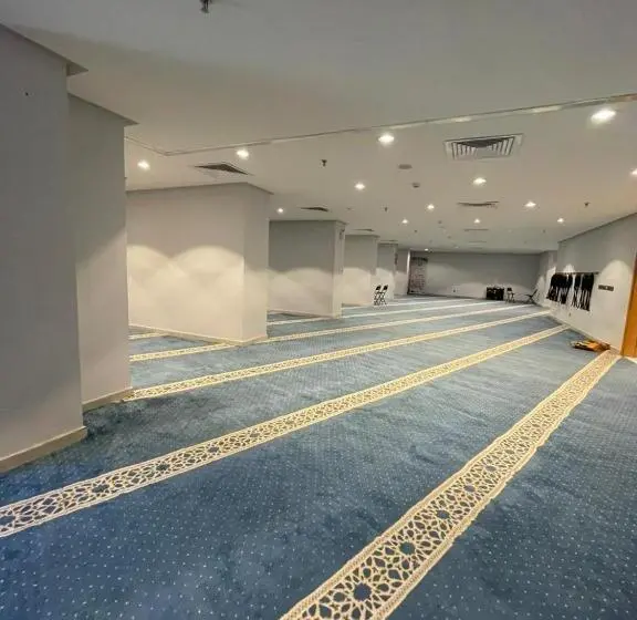 هتل Nawazi Towers