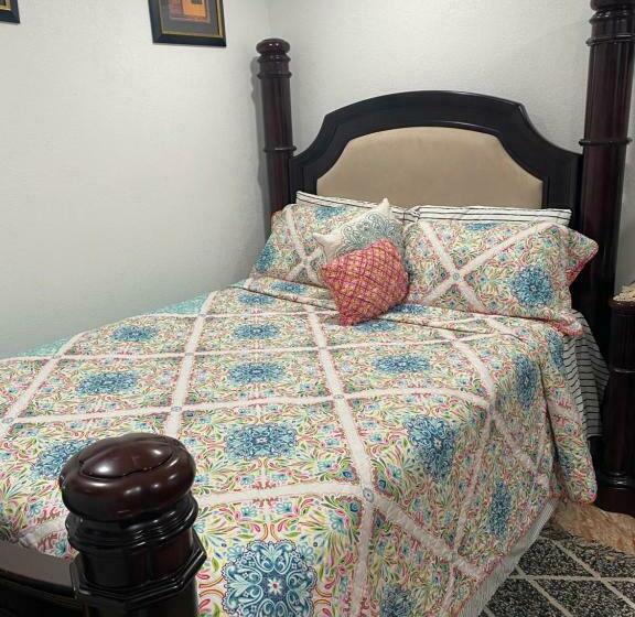 פנסיון Paradise Oasis1