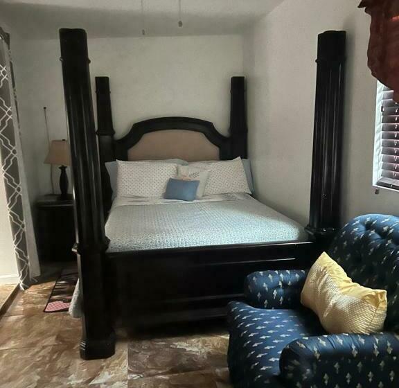 פנסיון Paradise Oasis1