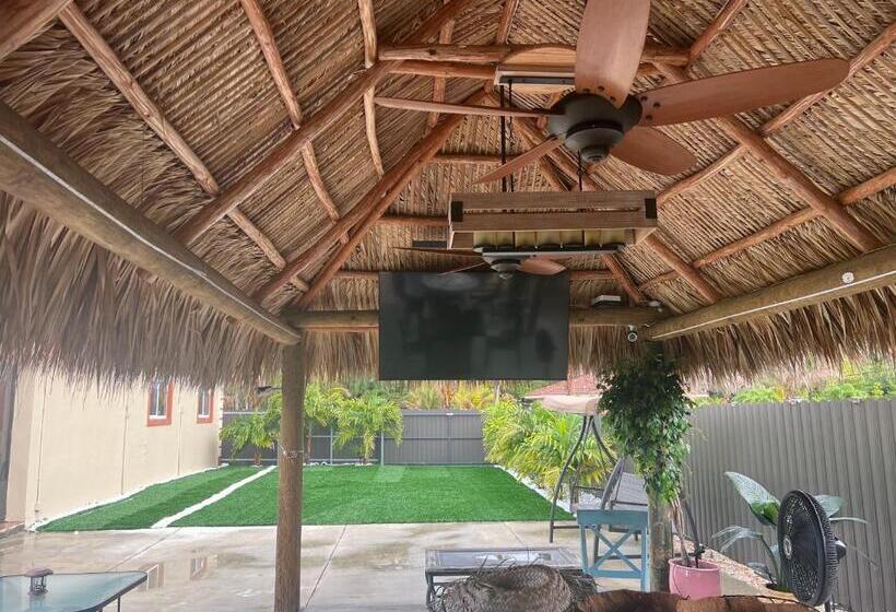 פנסיון Paradise Oasis1