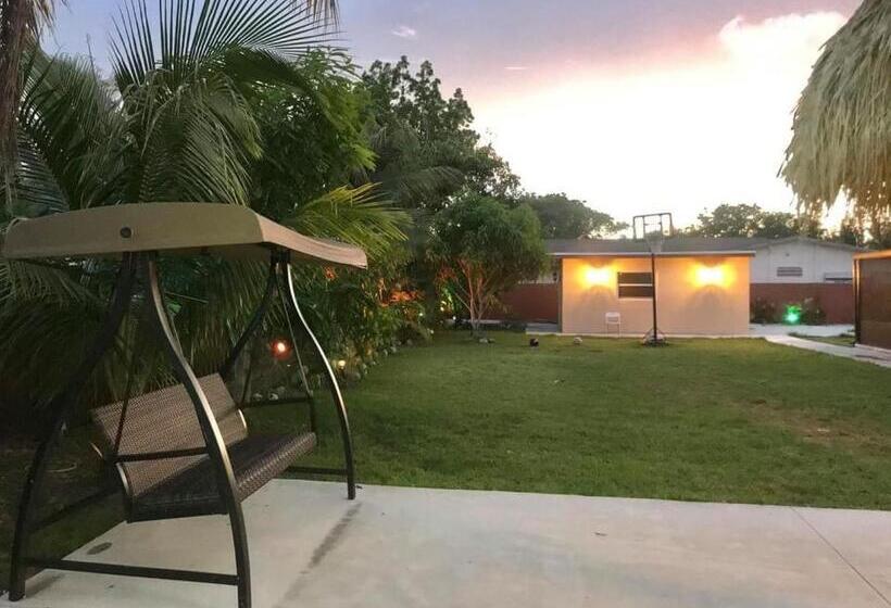 פנסיון Paradise Oasis1