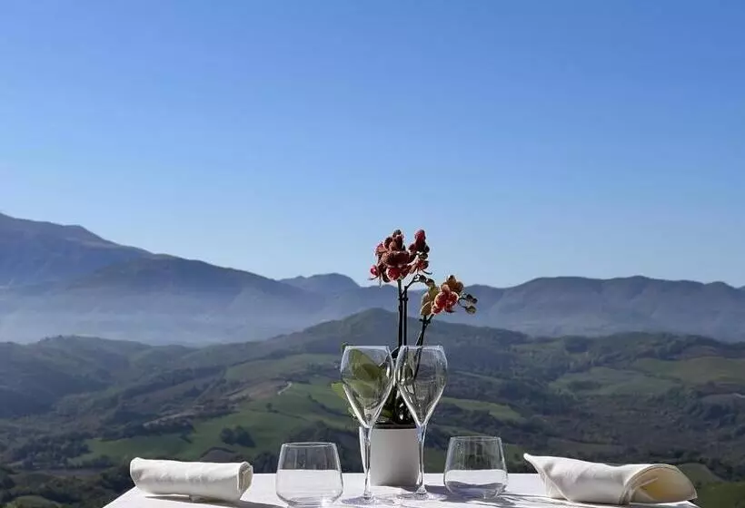 استراحتگاه Aura Relais