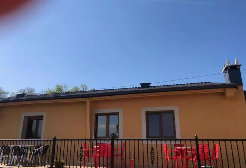 Albergue O Cruceiro
