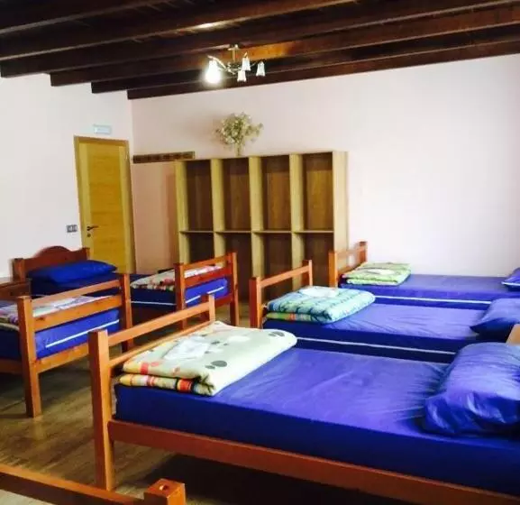 Albergue O Cruceiro
