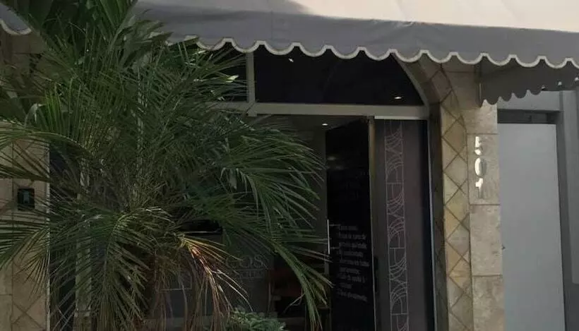 ホテル Arcos Palace