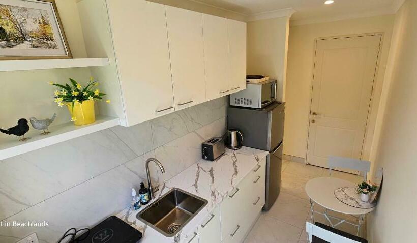 펜션 Be My Guest In Beachlands