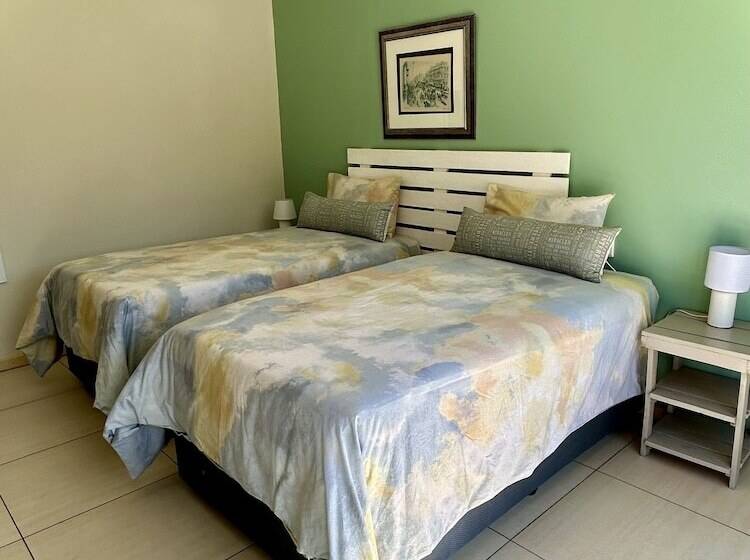 פנסיון Protea Guesthouse