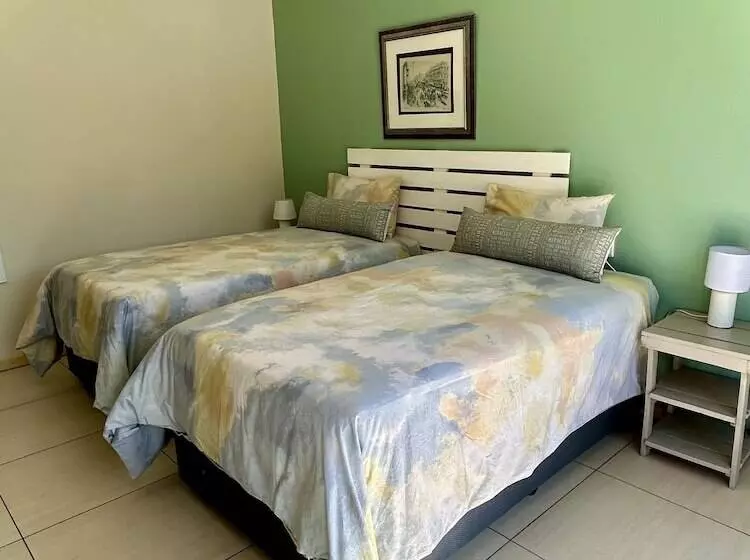 Majatalo Protea Guesthouse