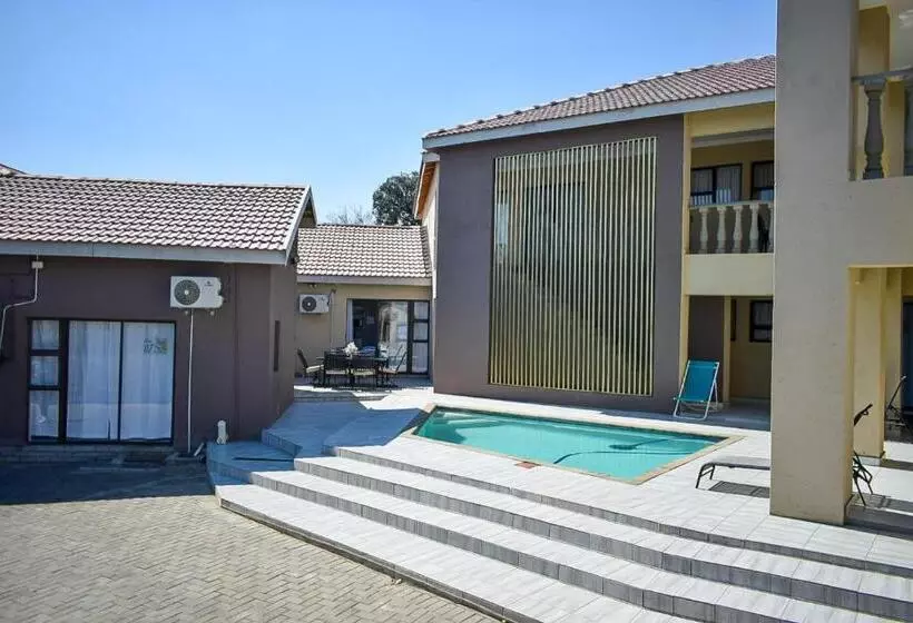 Majatalo Protea Guesthouse