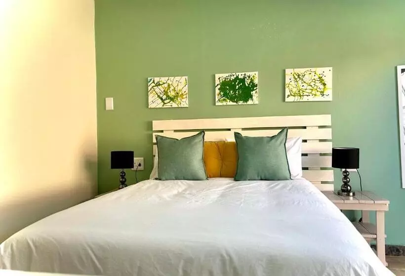 Majatalo Protea Guesthouse