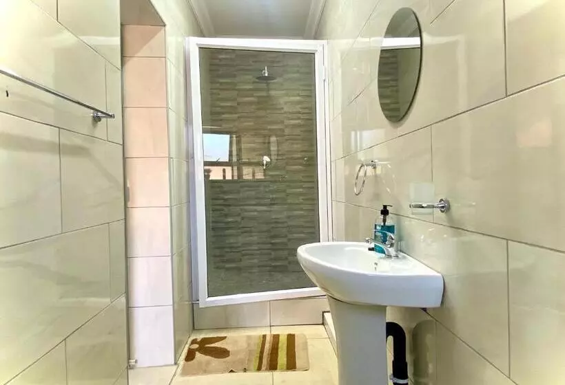 Majatalo Protea Guesthouse