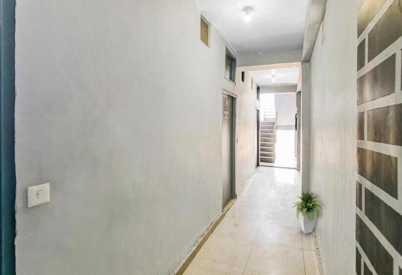 Flagship Hotel Moon Paradise Inn