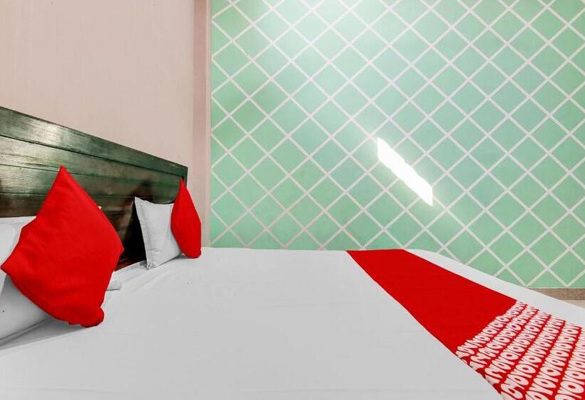 Flagship Hotel Moon Paradise Inn