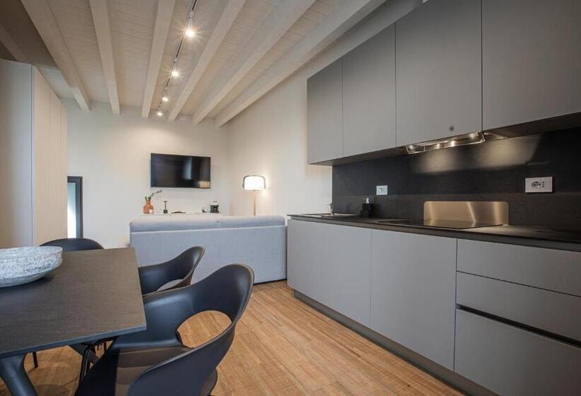 هتل Ah Villaglori Boutique Apartments