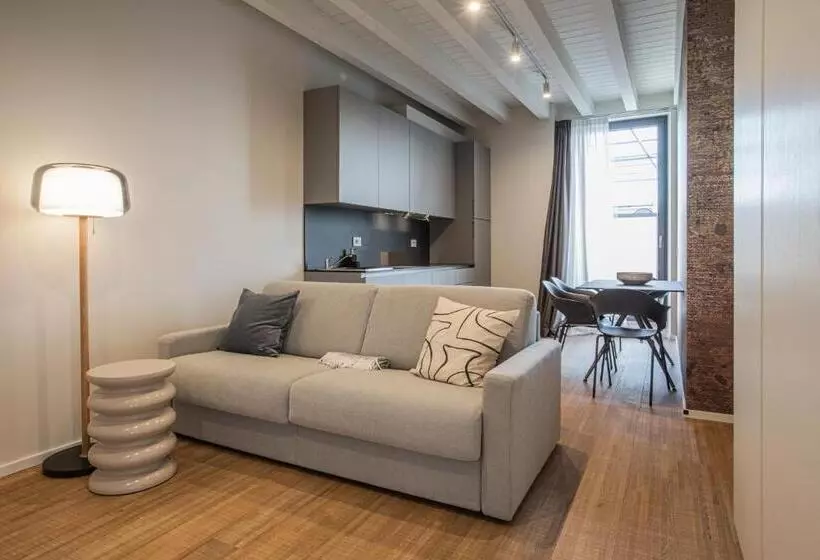 هتل Ah Villaglori Boutique Apartments