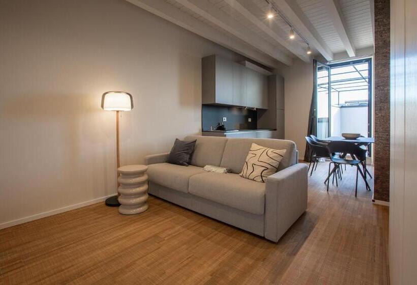 هتل Ah Villaglori Boutique Apartments